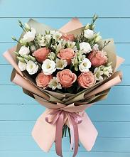 Букет цветов из:  Розы, Альстромерии и Лизиантусы в Высоком Краснодарский край