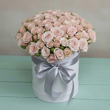 Цветочная композиция из Розы в шляпной коробке в Высоком Краснодарский край