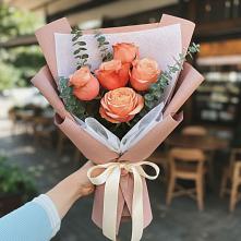 Букет цветов из:  Розы в Высоком Краснодарский край