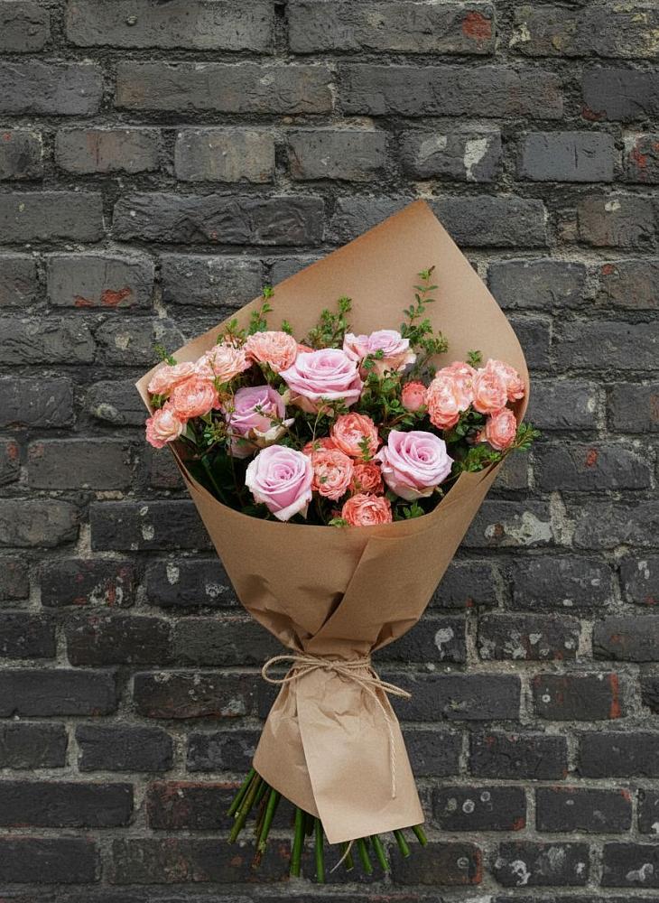 Букет цветов из: Розы в Высоком Краснодарский край