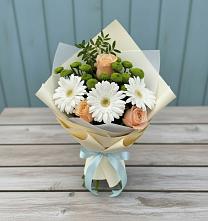 Букет цветов из:  Герберы, Розы и Хризантемы в Высоком Краснодарский край