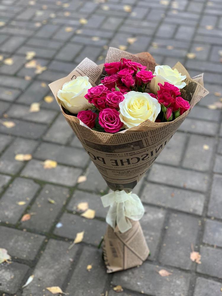 Букет цветов из: Розы в Высоком Краснодарский край