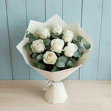 Букет Белые розы в Эвкалипте в Высоком Краснодарский край