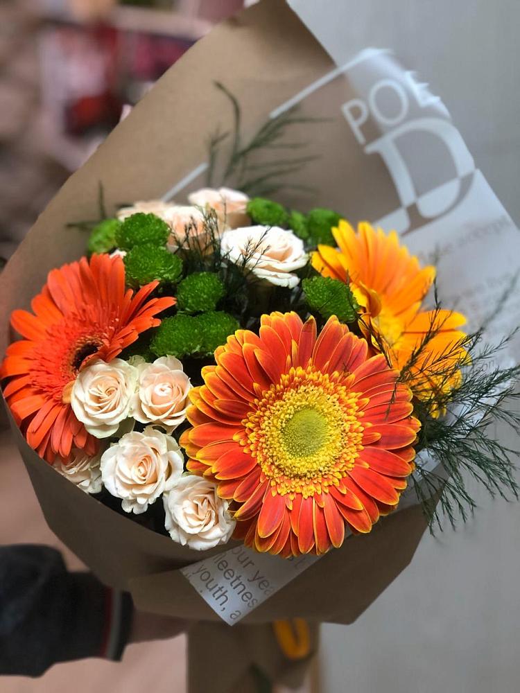 Букет цветов из: Герберы, Хризантемы и Розы в Высоком Краснодарский край