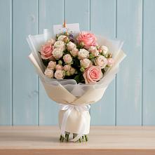 Букет цветов из:  Розы в Высоком Краснодарский край