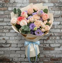 Букет цветов из:  Розы, Лизиантусы и Гвоздики #REPLACE_PRED# Высоком Краснодарский край