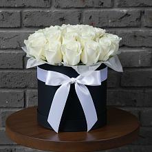 Цветочная композиция из Розы в шляпной коробке в Высоком Краснодарский край